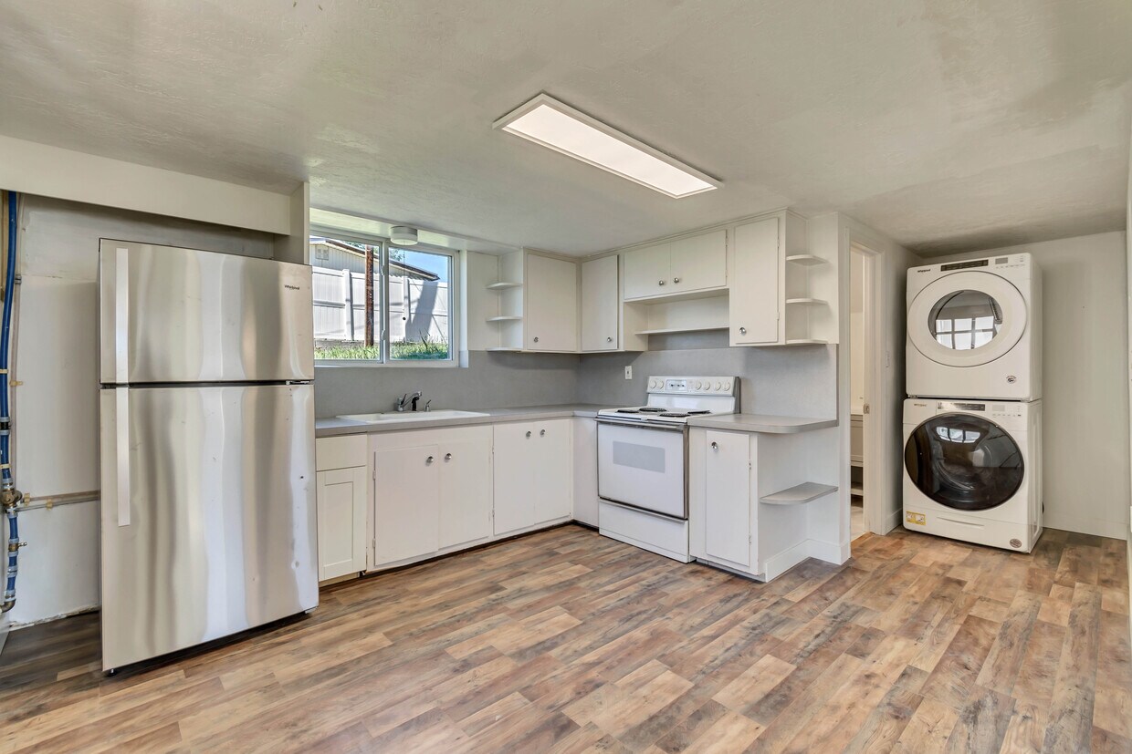 835 E Spring View Dr Unit 2, Salt Lake City, UT 84106 835 E Spring