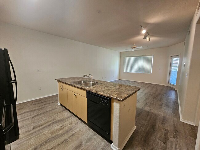 Foto del edificio - 18416 Cave Creek Road