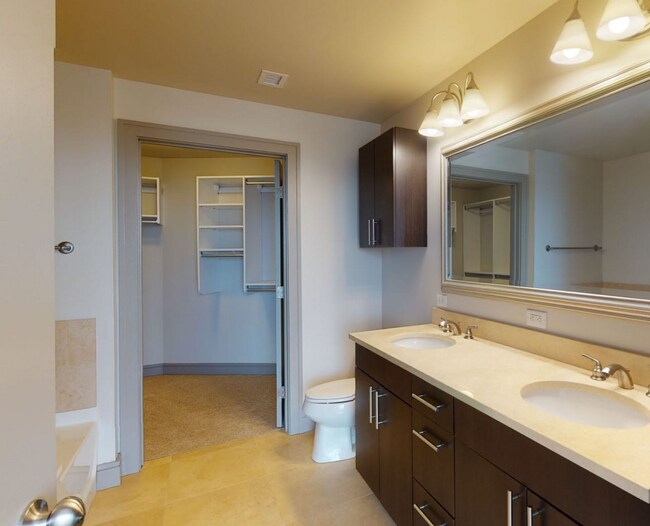 Foto del edificio - 50 Pier 4 Blvd