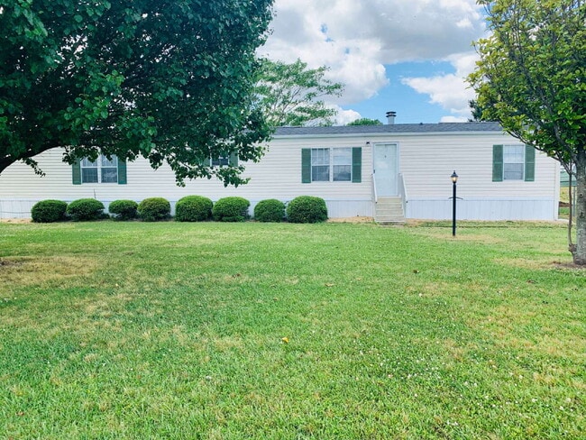 Building Photo - 2 Bedroom, 2 bathroom Singlewide in Mount Olive with Lawn Care included!!