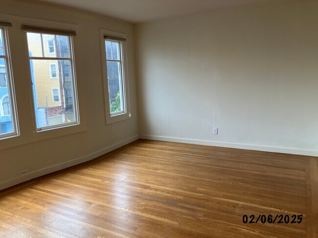 Building Photo - 1435 Francisco St