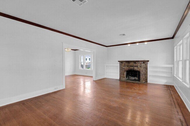 Building Photo - 1702 Ruth St