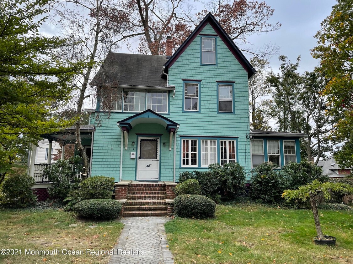 71 E Washington Ave, Atlantic Highlands, NJ 07716 Townhome Rentals in