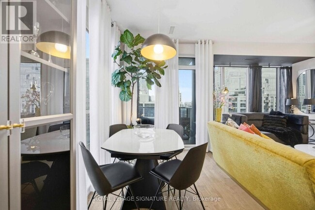 Building Photo - 88 Cumberland St