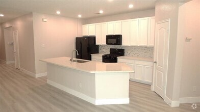 Building Photo - 6707 Lindale Springs Ln