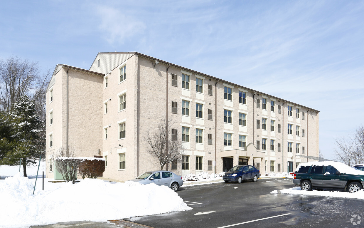 Plum Creek Acres - Apartments in Pittsburgh, PA | Apartments.com