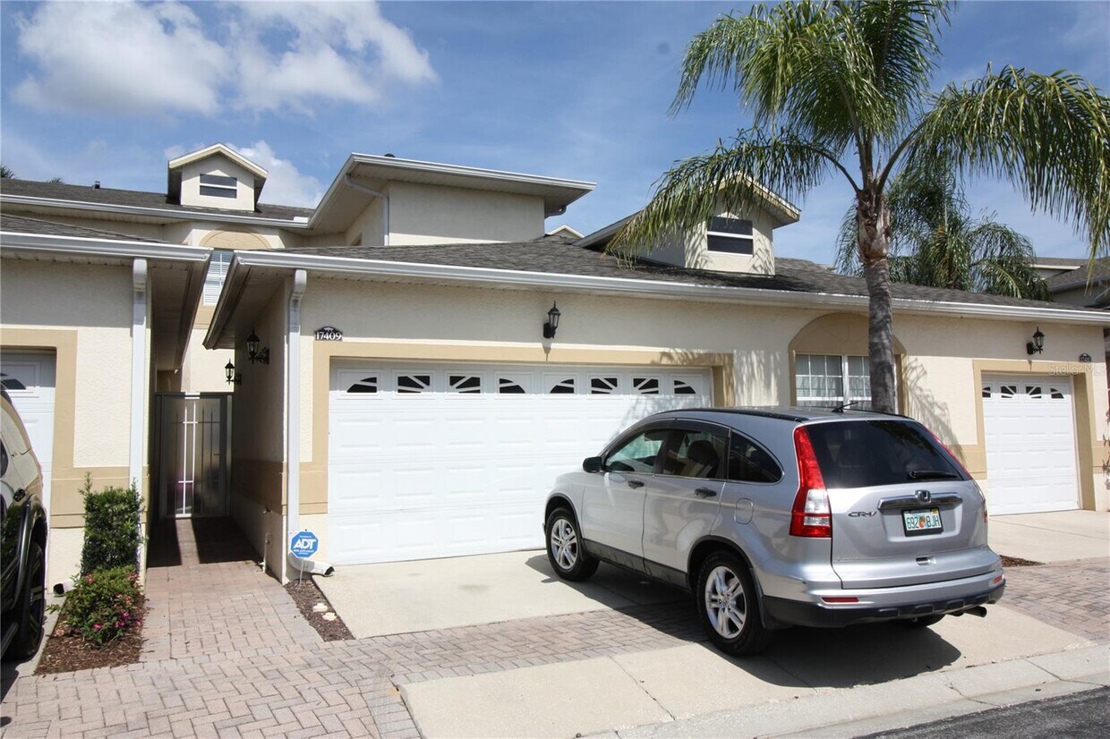 Foto principal - 17409 Promenade Dr