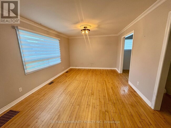 Building Photo - 693 Hawley St