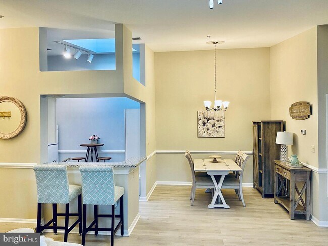 Foto del edificio - 6101 Wigmore Ln