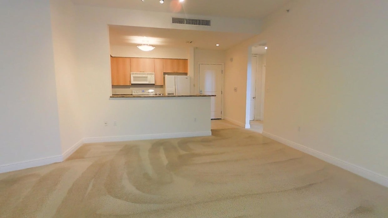 Photo - Green House Dadeland