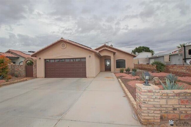 Foto del edificio - 3 Bedroom SOLAR Home in the Foothills for Rent!