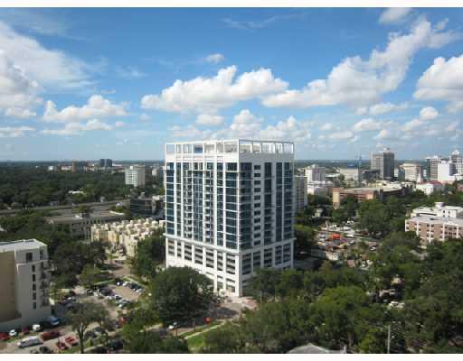 Foto principal - LUXURY 2 Bedroom / 2.5 Bathroom Downtown H...