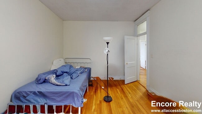Building Photo - 5 Walbridge St