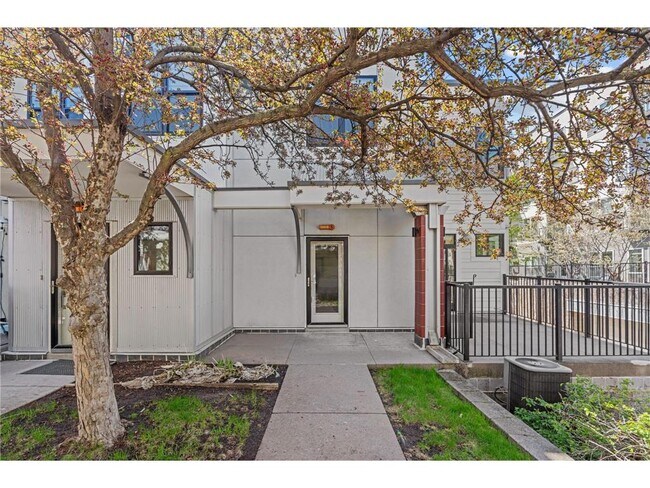 Foto del edificio - 2818 Aldrich Ave S