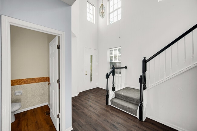 Building Photo - 1252 Townes Cir