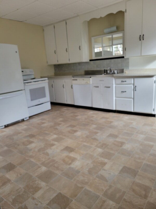 Foto del edificio - 34 Bennett Ave