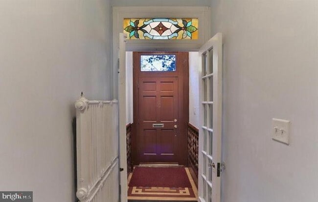 Building Photo - 855 N 24th St