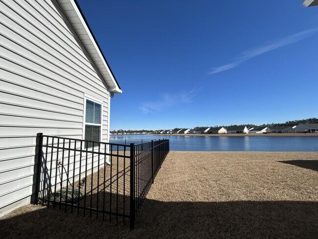 Foto del edificio - 748 Isle Verde Dr