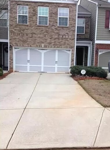 Foto del edificio - 957 Pierce Ivy Ct NE