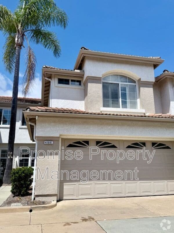 Building Photo - 4660 Los Alamos Way