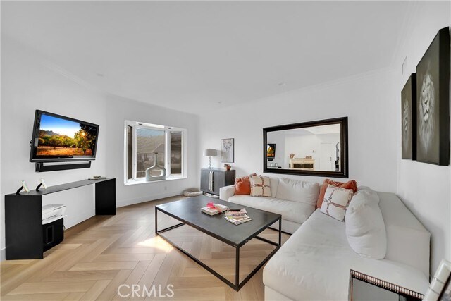 Building Photo - 2211 Silk Tree Dr