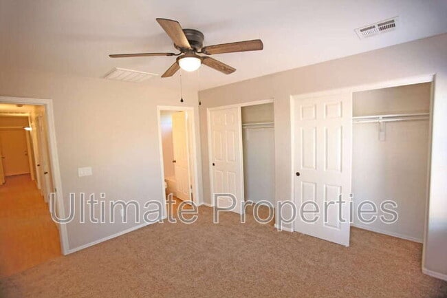 Foto del edificio - 21532 W Durango St