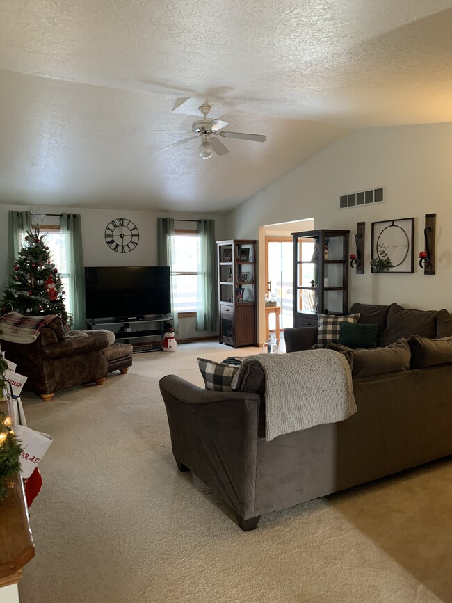 Large Open Concept Livingroom - 1517 -1519 Manor Lane