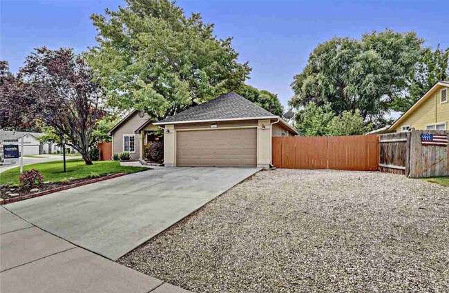 Building Photo - 541 S Canvasback Way