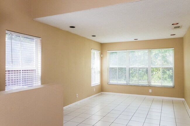Foto del edificio - 3275 W Buena Vista Dr