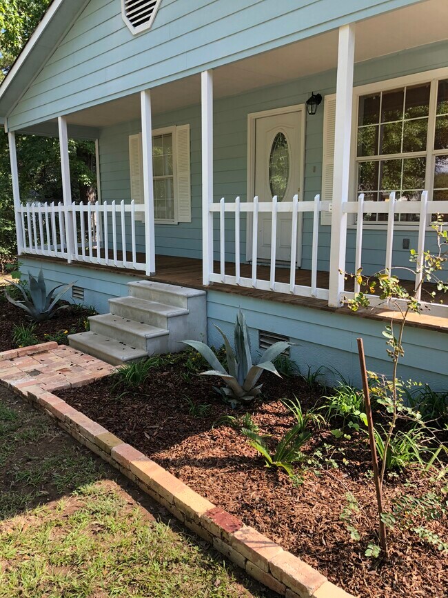 Paisaje exterior delantero - 2251 Macon