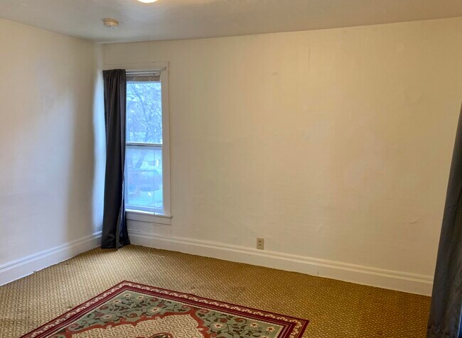 Foto del edificio - 419 E Washington St