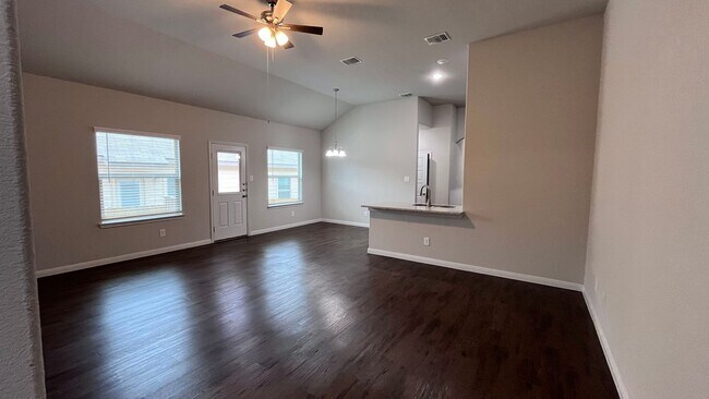 Foto del edificio - "Modern 3-Bed, 2-Bath Duplex Near Stevens ...