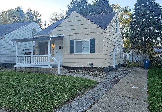 Foto del edificio - 3901 Herrick St