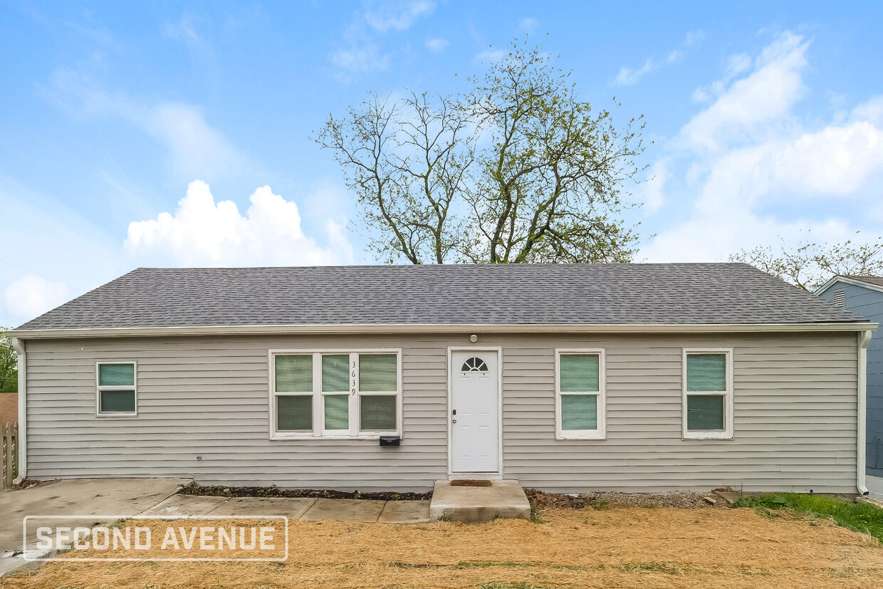 Primary Photo - 3639 E 46th Terrace