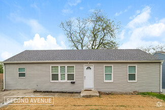 Building Photo - 3639 E 46th Terrace