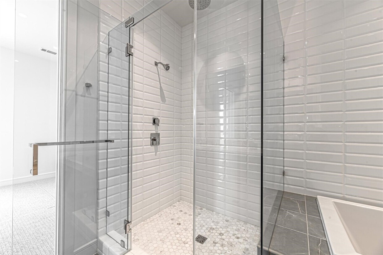 Primary Photo - 4521 San Felipe St