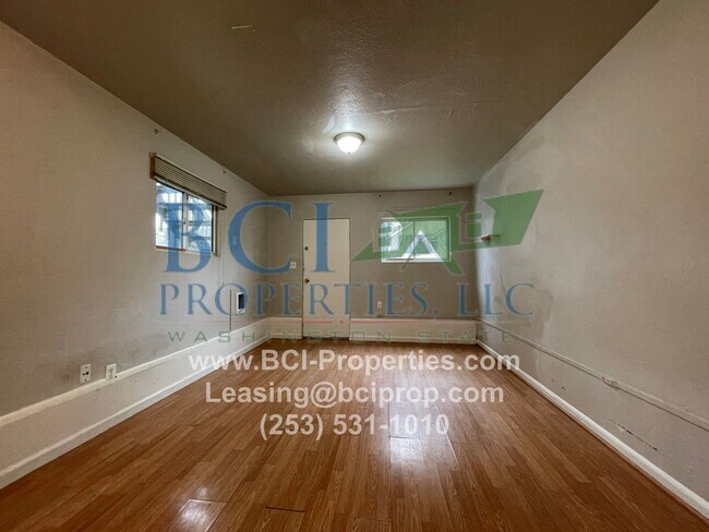 Foto del edificio - 5503 112th St SW