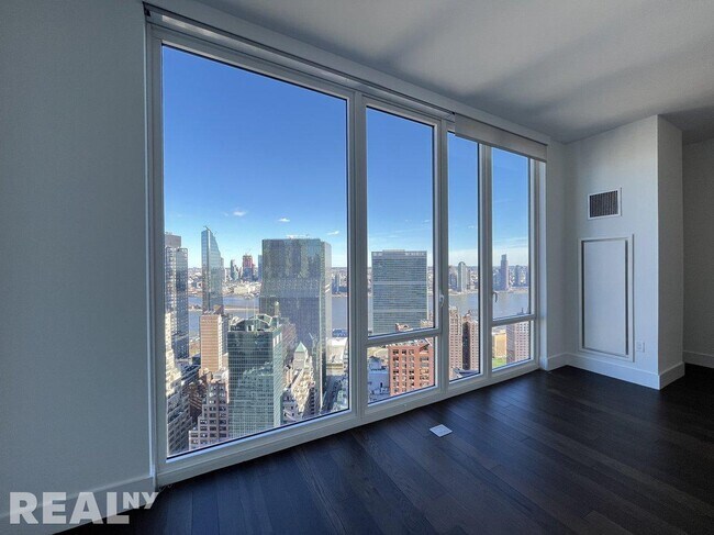 Foto del edificio - 222 East 44th Street