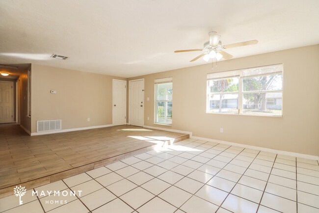 Foto del edificio - 1008 Grantwood Ave