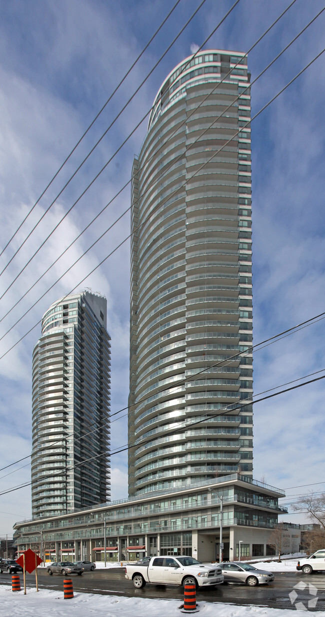 Primary Photo - 2230 Lakeshore Blvd W