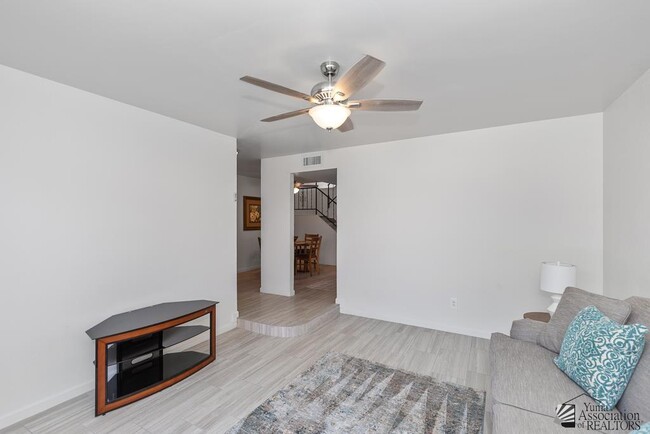Foto del edificio - 2155 S 14th Ave