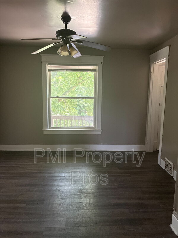 Building Photo - 1413 N 37th St