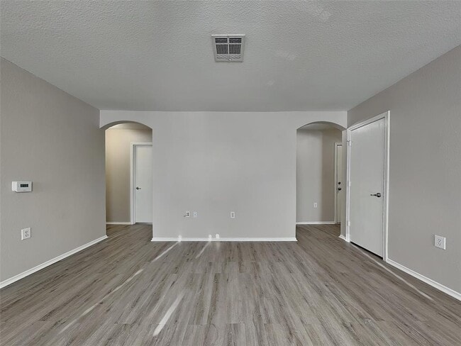 Building Photo - 12529 Sky Harbor Dr