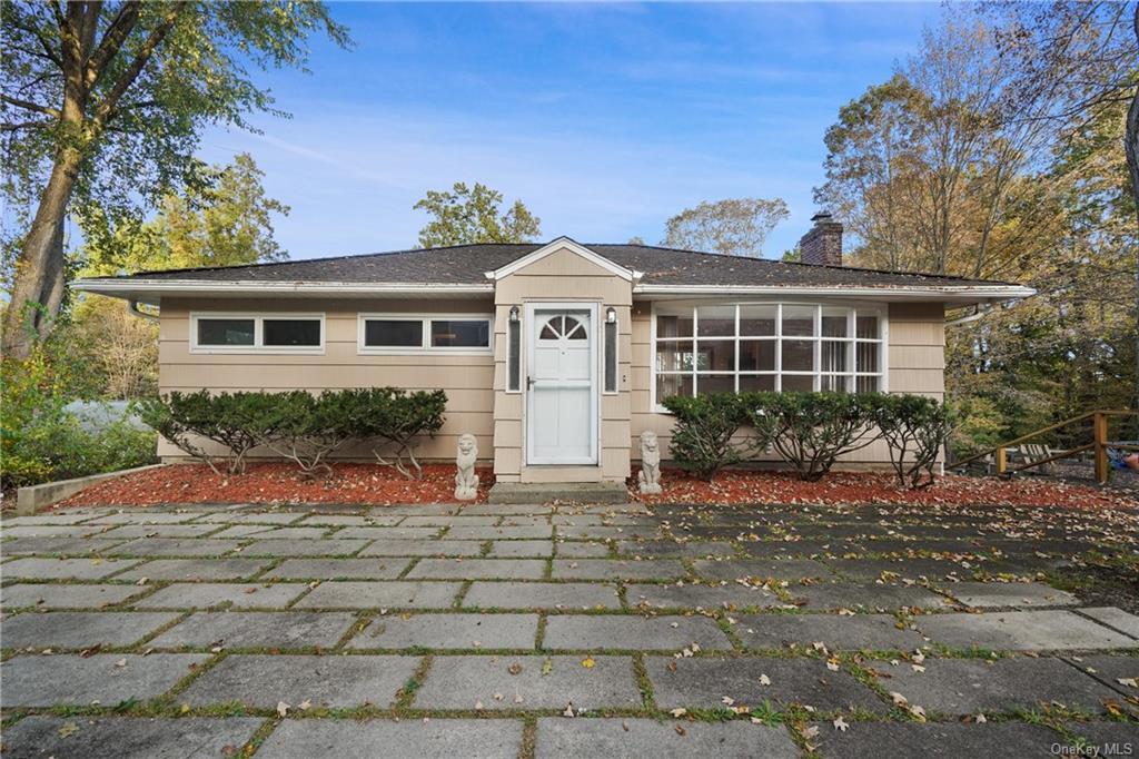 Primary Photo - 150 Kirk Lake Dr