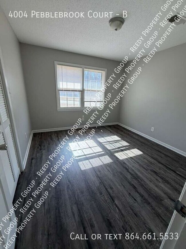 Building Photo - 4004 Pebblebrook Ct