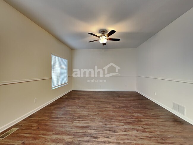 Foto del edificio - 6594 Abbeywood Dr