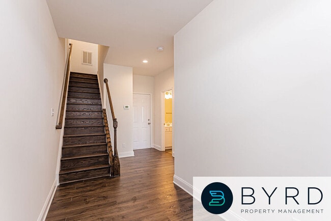 Building Photo - 15212 Dunton Ave