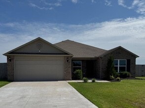 Building Photo - 42161 Max Henry Dr