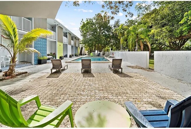 Foto del edificio - 6805 SW 88th St
