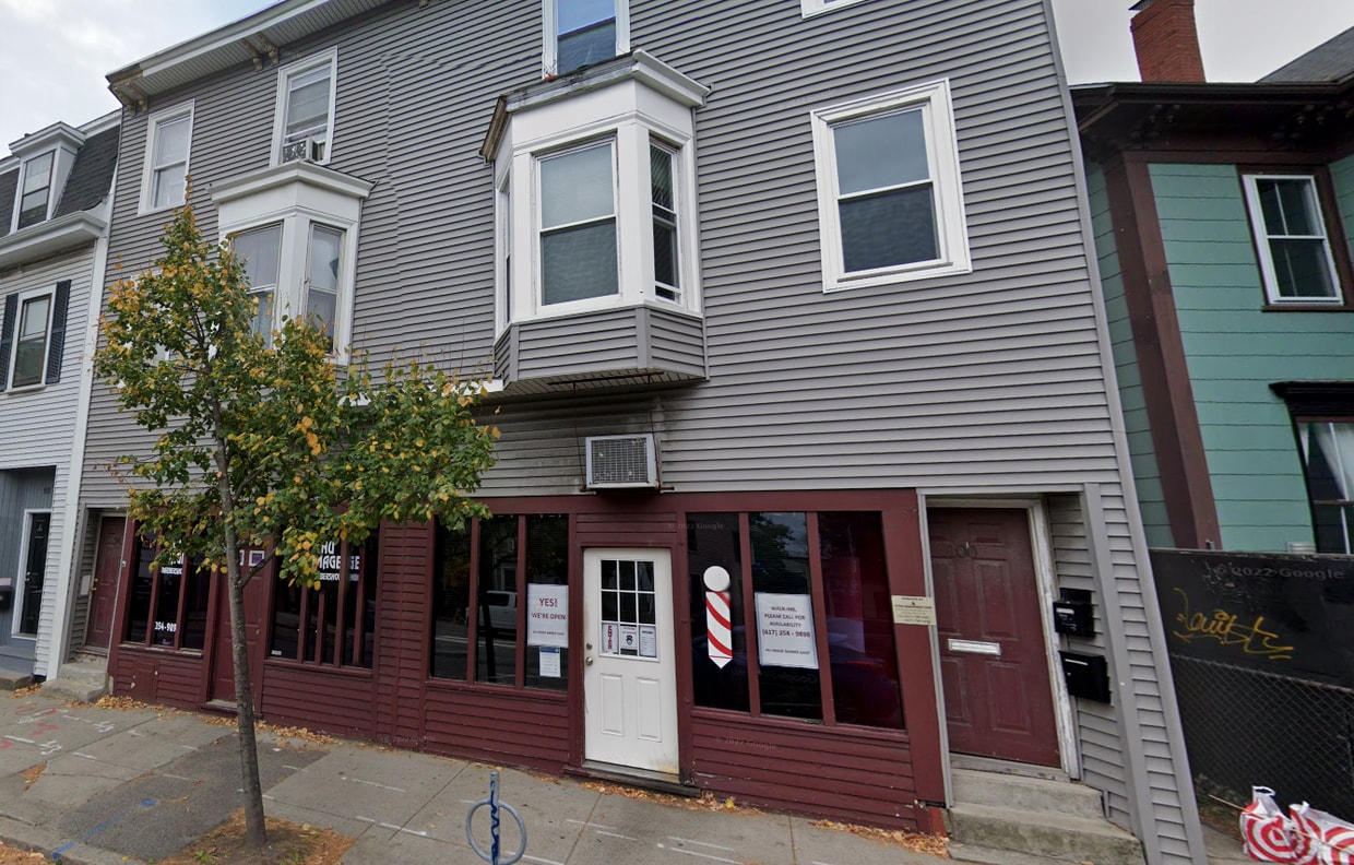 Primary Photo - 94 River St